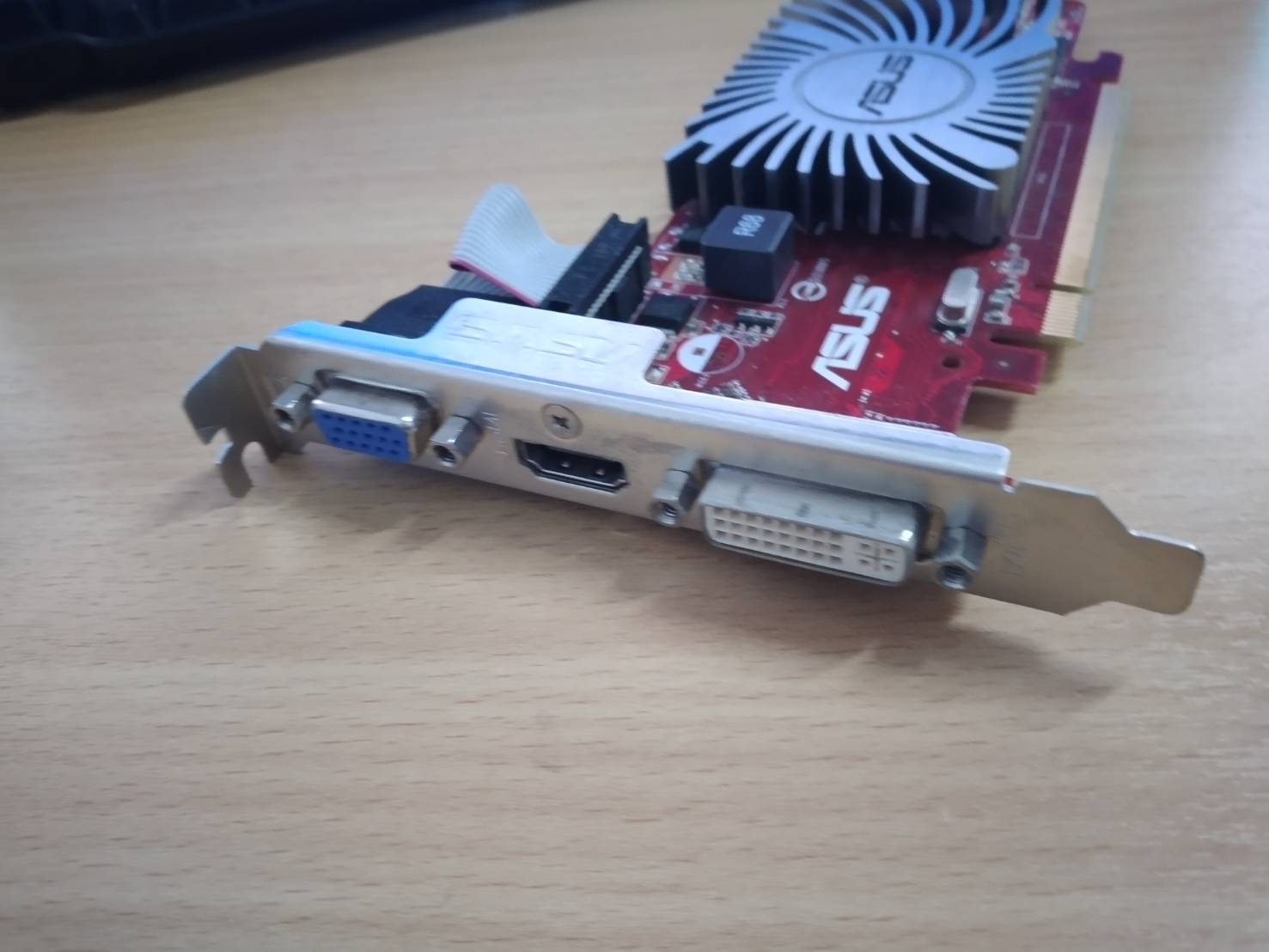 VGA ASUS PCI-E ATI EAH 5450 SILENT