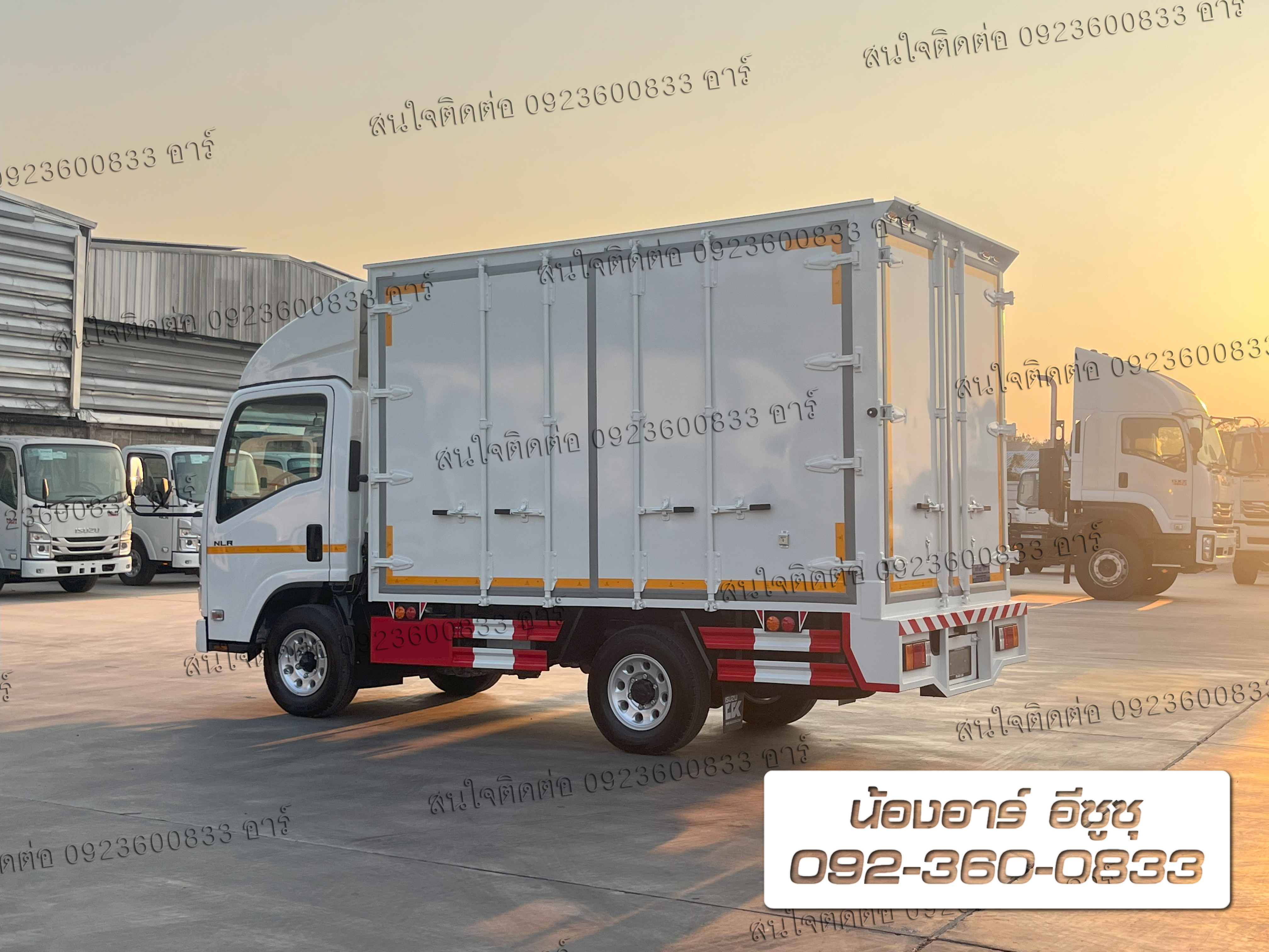 4 ล้อ ISUZU NLR Euro5 Max ตู้ 6 บาน เปิดรอบคัน
