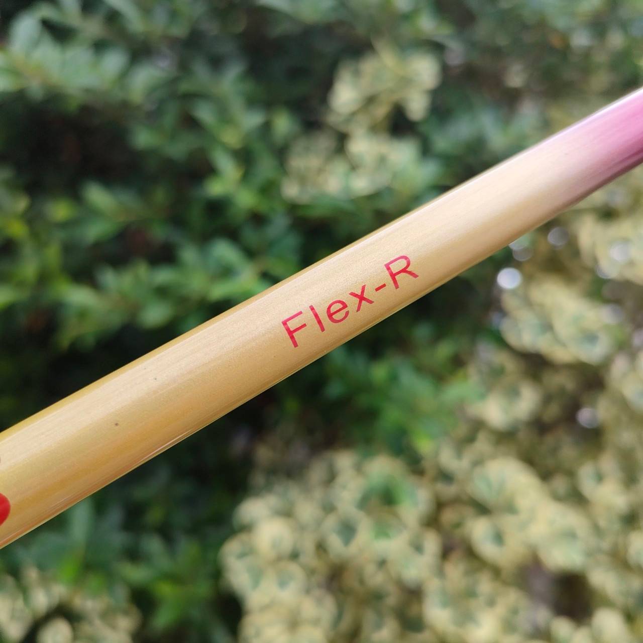 FULLSET LYNX TiGress Gold ของใหม่!! มี Driver และ FW 3 - 5, HYBRID, ชุดเหล็ก CAVITY แบบตีง่ายมาก ก้านกราไฟต์สุดนุ่ม สุดพรีเมี่ยม!! ถุงกอล์ฟ LYNX สวยเดิมทั้งหมด!! ไม้กอล์ฟมือสอง ของแท้ BY NakaraLuxurious