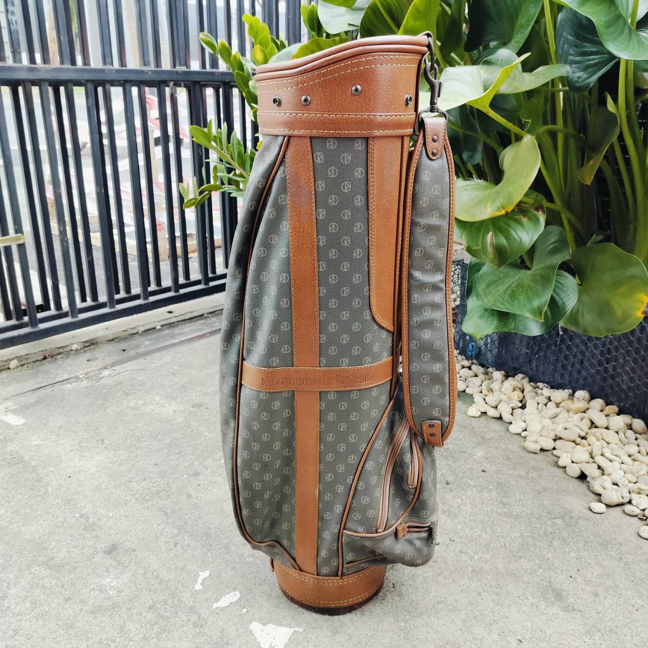 Italian Fashion Brands: Nazareno Gabrielli leather golf bag ถุงกอล์ฟแบรนด์เนม วินเทจสุดหรู ของแท้ หนังแท้ มือสอง ค่ะ ราคาปกติแพงมากๆ หายากมาก
