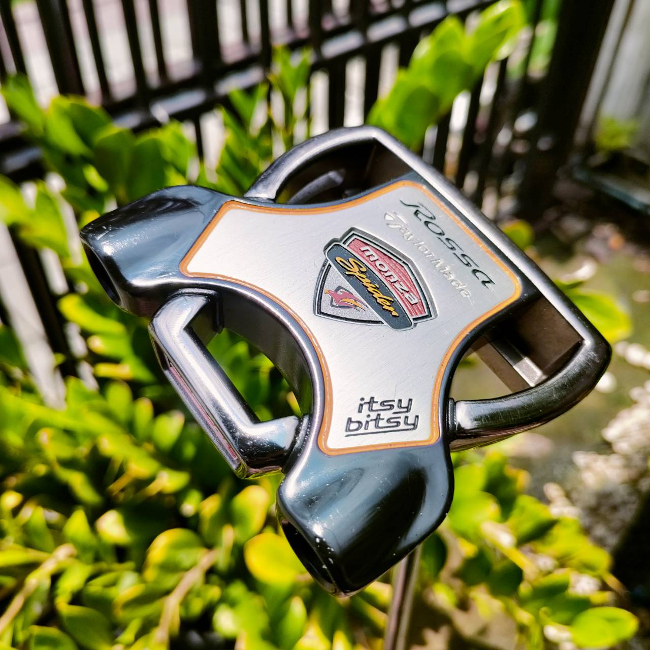 PUTTER TAylormade ROSSA MONZA SPIDER ตัวดังยอดนิยม ความยาว 34 นิ้ว ก้าน CENTER หน้า agsi+ สุดยอดแห่งการเกาะไลน์ ไม้กอล์ฟพรีเมี่ยมมือสอง ของแท้ By NakaraLuxurious