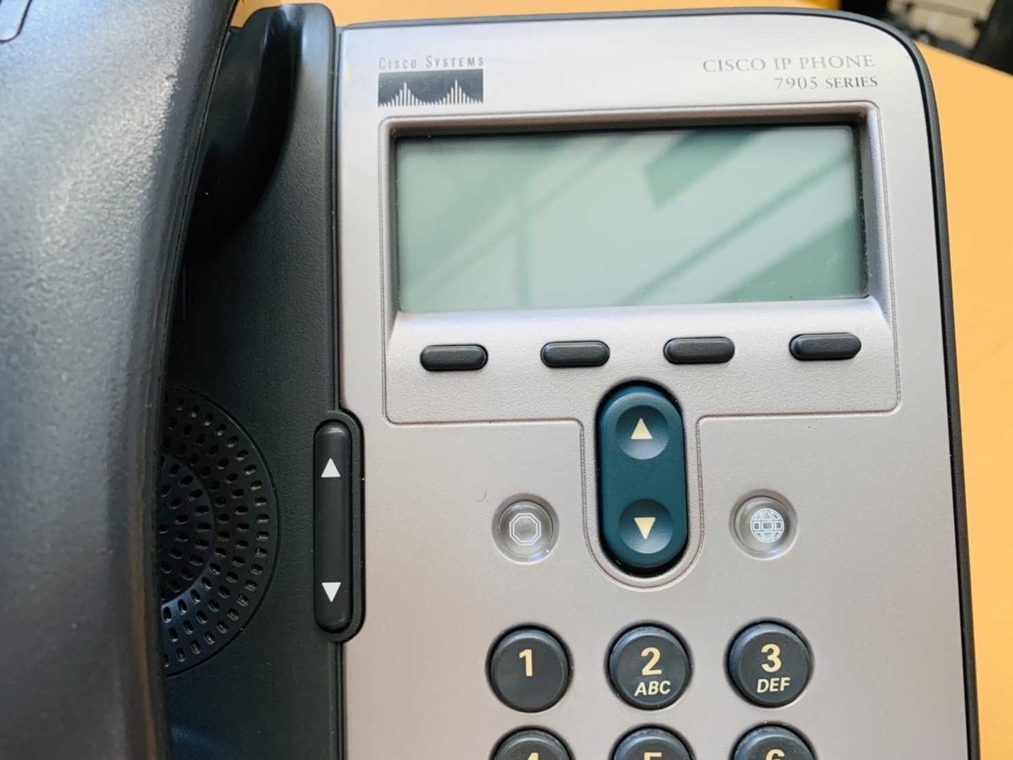 Cisco IP Phone 7905 CP-7905G Business Desktop Telephone (ราคานี้ไม่รวม Adapter)