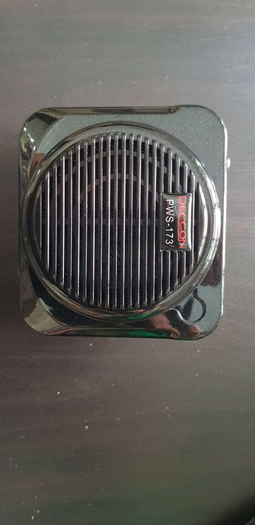 DECCON เครื่องเสียงพกพามีไมโครโฟนพร้อมใช้งาน คาดเอว รองรับการเปิดเพลง MP3 ผ่าน USB