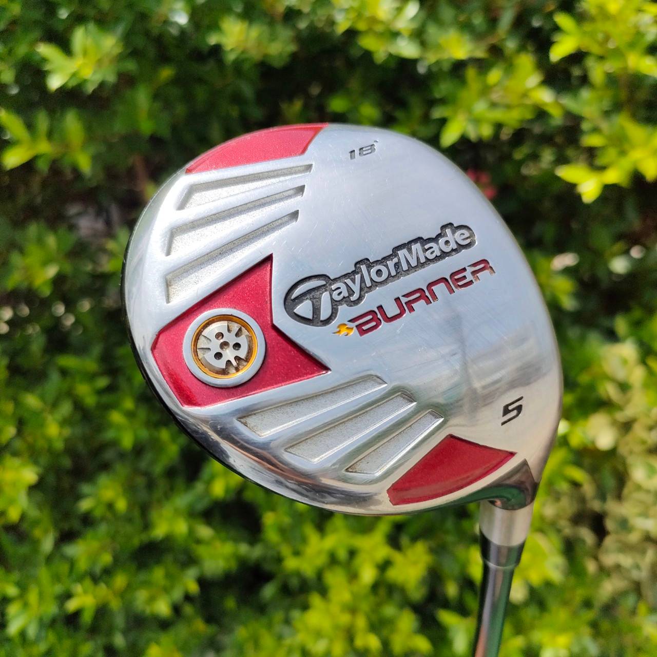 FW5 TAYLORMADE BURNER องศา 18 ก้าน RE*AX FLEX R กระดองเคฟล่า และ ดีไซน์ให้เป็นสามเหลี่ยม เด้งทั้งกระดอง ตีง่ายและ ตีไกลมากๆ เสียงเพราะมาก ไม้กอล์ฟมือสอง ของแท้ BY NakaraLuxurious