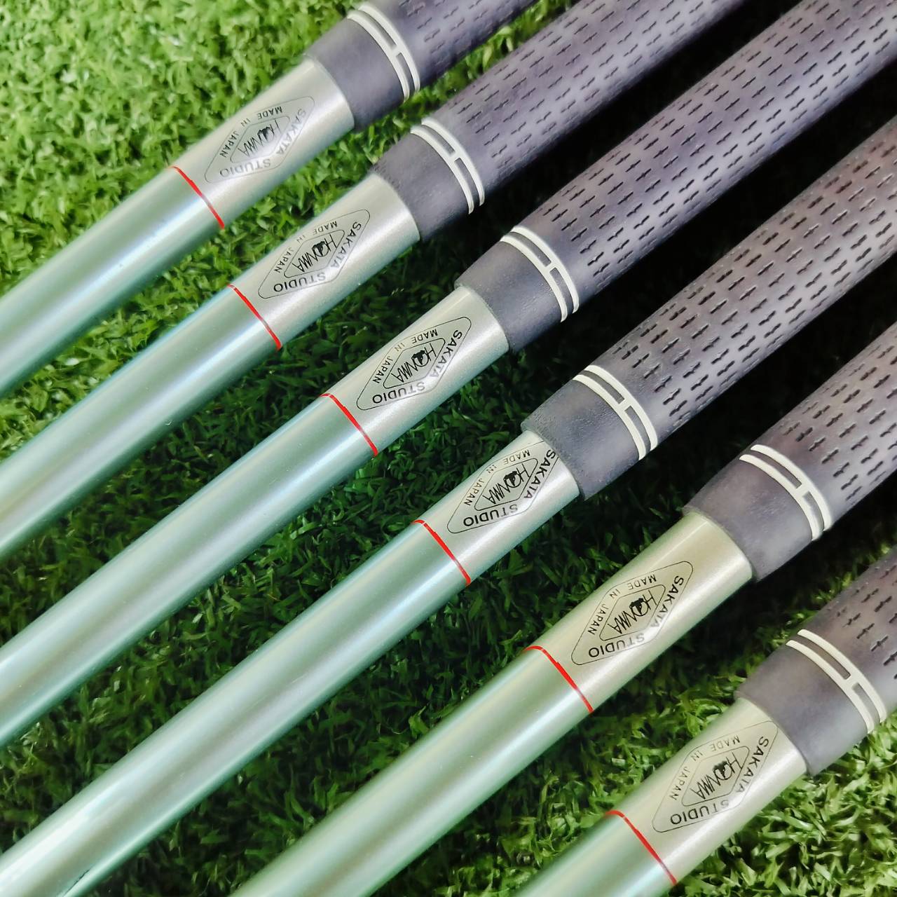 ชุดเหล็ก HONMA BERES MG801 ตัว FORGED ของ BERES จะดีกว่า รุ่นทั่วไปอย่างมาก ใส่เต็มทั้งคุณภาพ และการออกแบบให้ตีง่าย มี CAVITY โพรงลึก เพื่อการชดเชยสูงสุด ไม้กอล์ฟพรีเมี่ยมญี่ปุ่นมือสอง ของแท้ By NakaraLuxurious