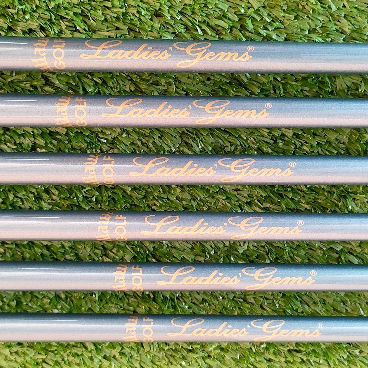 ** ไม้กอล์ฟสำหรับผู้หญิง ** ชุดเหล็ก CALLAWAY BIG BERTHA มีเหล็ก 4,6,8,9 เเละ PW ** ขาดเหล็ก 5 เเละ7 **