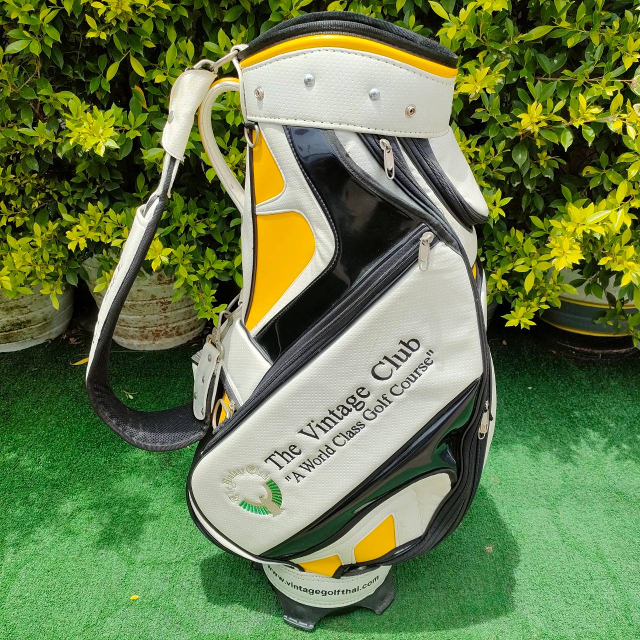 ถุงกอล์ฟ THE VINTAGE CLUB มือสอง ถุง TOUR ใบใหญ่ วัสดุหนังอย่างดี ช่องเก็บของเยอะ มือสอง ของแท้ BY NakaraLuxurious
