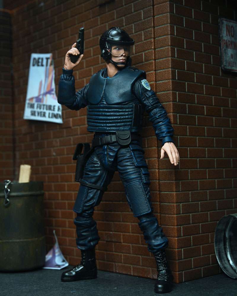 [สั่งจอง] NECA - Alex Murphy (OCP Uniform) 7” scale