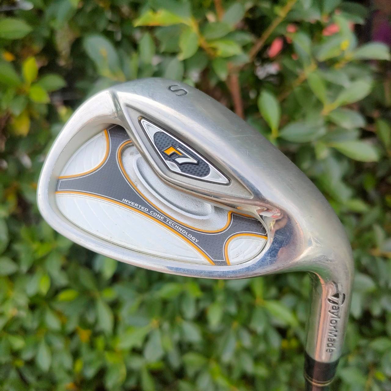SW TAYLORMADE r7 ก้าน RE*AX 60 PLUS FLEX R องศา 56 ชิพง่าย ไม้พรีเมี่ยม ไม่ฉึก ไม่แชงค์ ครับ