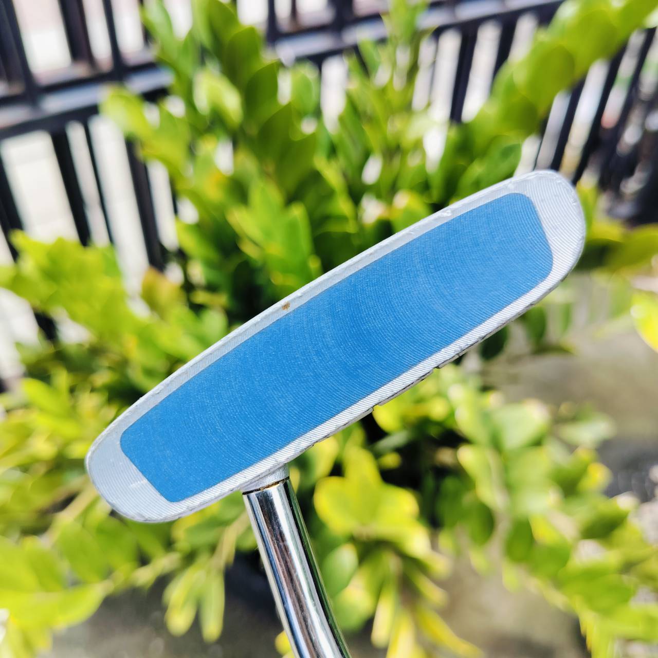 PUTTER LAKE MARRY ความยาว 34 นิ้ว น้ำหนักดี หน้าอินเซิร์ท โพลีเมอร์สุดนุ่ม และมี MILLED เพื่อช่วยให้เกาะไลน์มาก ไม้กอล์ฟพรีเมี่ยมญี่ปุ่นมือสอง ของแท้ By NakaraLuxurious