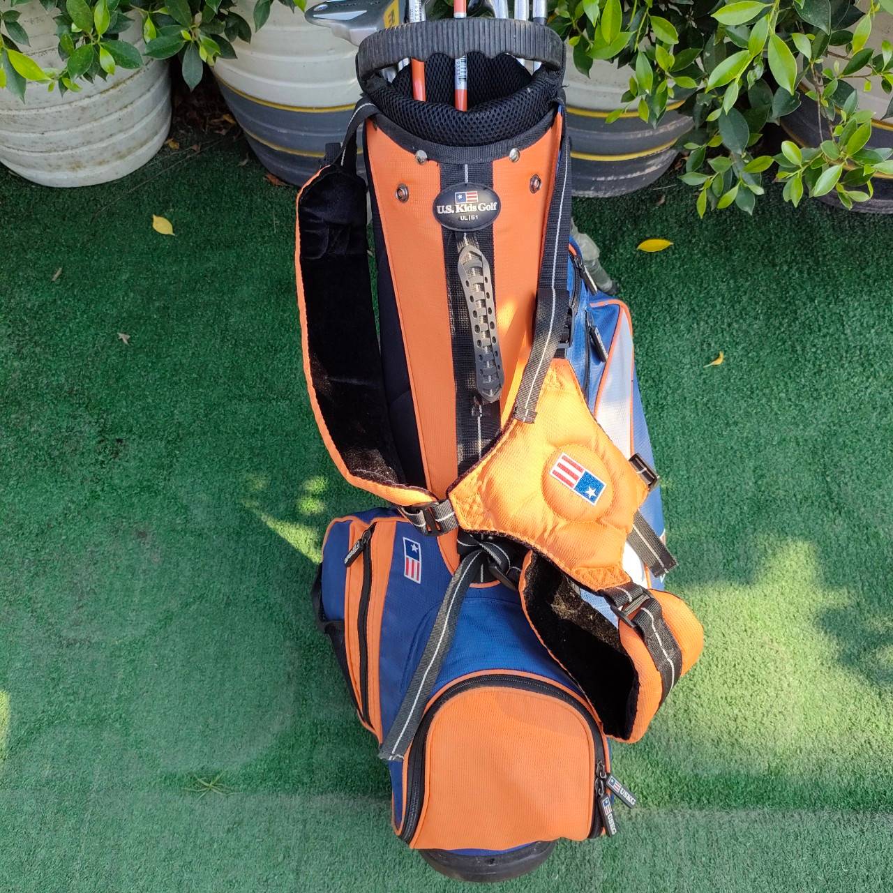 ** ไม้กอล์ฟสำหรับเด็ก ** FULLSET U.S KIDS GOLF ULTRALIGHT WT-20 51 ทั้งชุดประกอบด้วย หัวไม้ เเละ เเฟร์เวย์ ชุดเหล็ก 6,7,8,9, เเละ pw sw PUTTER USKG-520 พร้อมถุงกอล์ฟ US KIDS ไม้กอล์ฟเด็กอันดับ 1 ของโลก