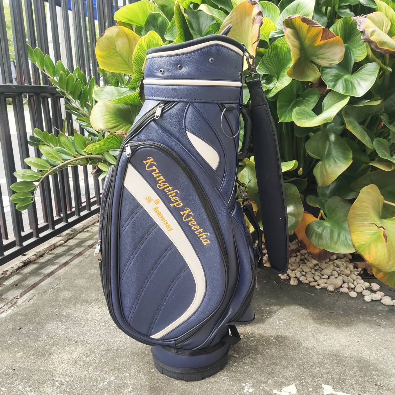 ถุงกอล์ฟกรุงเทพกรีฑา มือสอง ถุง TOUR ใบใหญ่ ใส่ไม้ได้ครบครัน