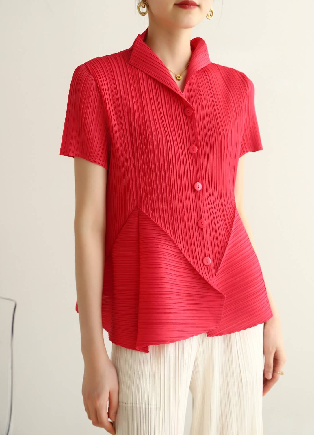 2MUAY รุ่น GJO2103 เสื้ออัดพลีทคุณภาพ SHORT SLEEVE VOLUMN PLEATED TOP 12สี FREE SIZE