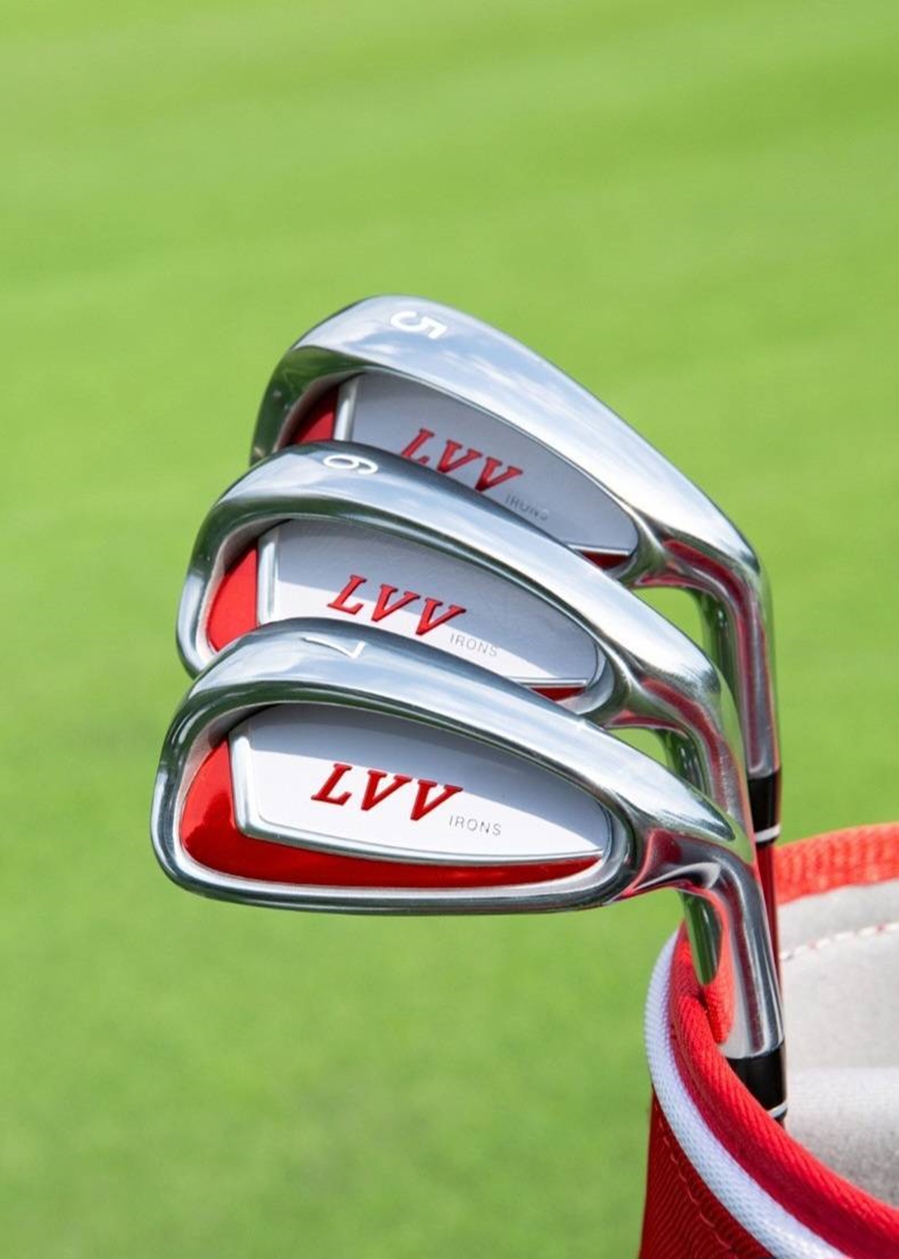 ไม้กอล์ฟผู้หญิงครบชุด สุดเท่ห์!!! 🏌️ พร้อมออกรอบได้เลยครับ . ไม้กอล์ฟคุณภาพจากแบรนด์ PGM รุ่น LVV ครบชุดพร้อมถุงกอล์ฟ
