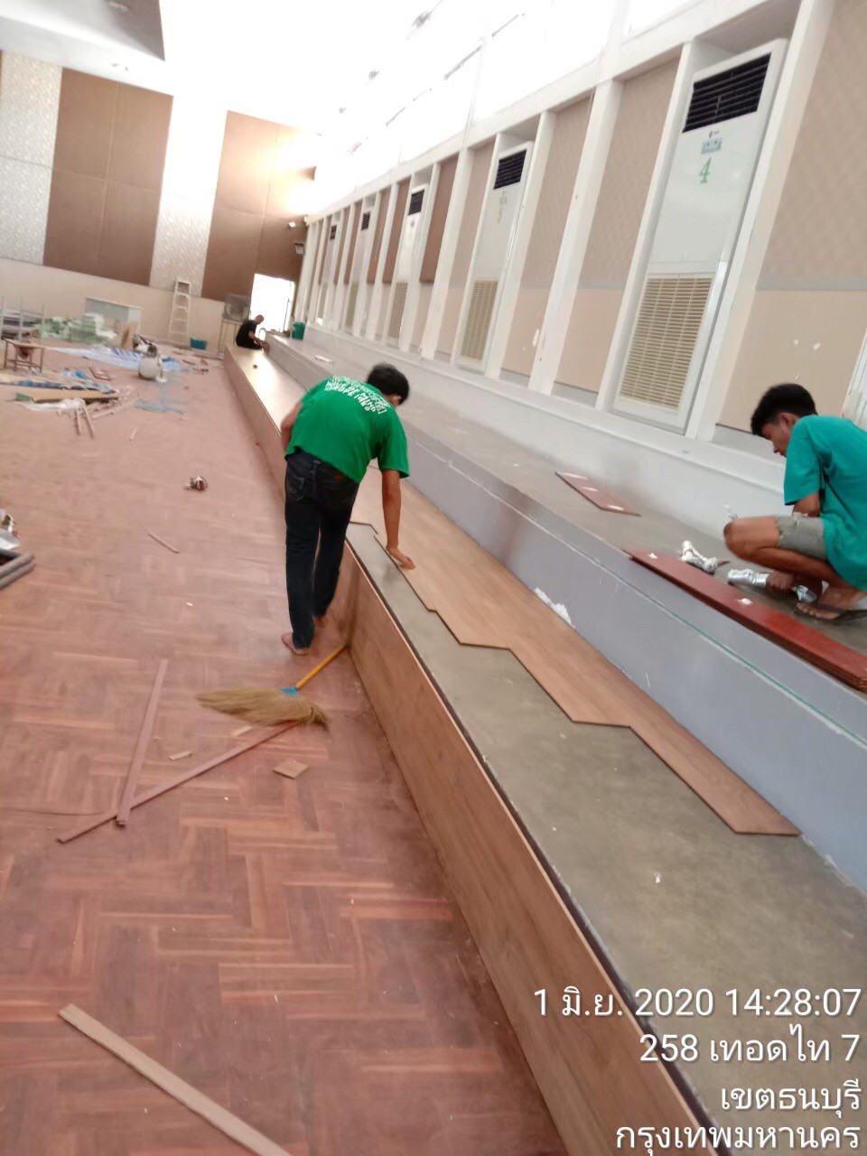 รร.วัดอินทรารามปรับปรุงห้องประชุม และสนามกีฬาในร่ม