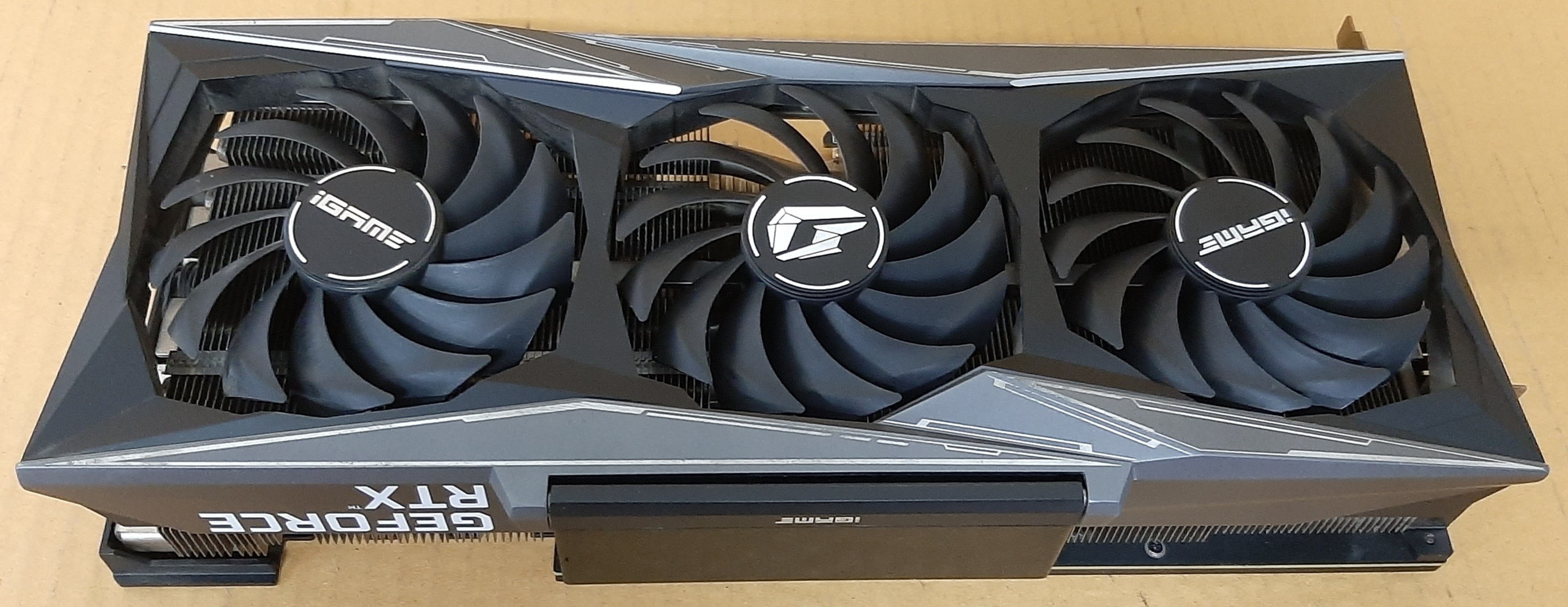 VGA การ์ดจอแสดงผล ยี่ห้อ Nvidia รุ่น iGame GeForce RTX3080 10GB DDR6 Vulcan OC-V สภาพดี มือสอง ประกันร้าน 1 เดือน