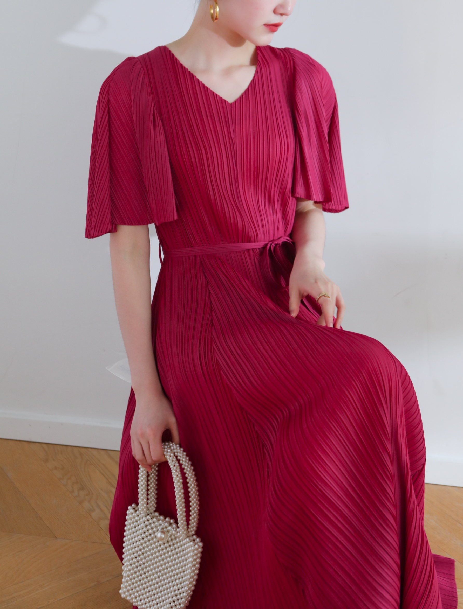 2MUAY รุ่น GJO3653 เดรสผู้หญิง เดรสพลีทคุณภาพ 10สี FREE SIZE V NECK FLARE SLEEVE PLEATED DRESS