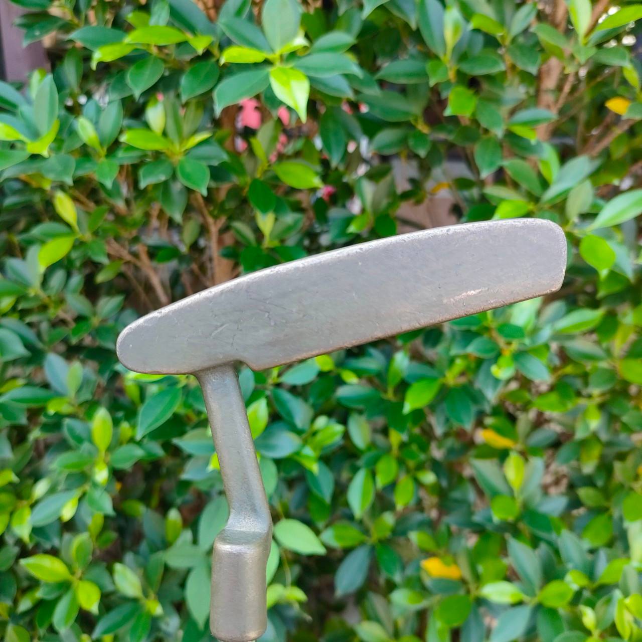 PUTTER PING ANSER 3 รุ่นทองเหลือง ความยาว 34 นิ้ว ทรง STUDIO ยอดนิยม วัสดุพรีเมี่ยม น้ำหนักดีมาก