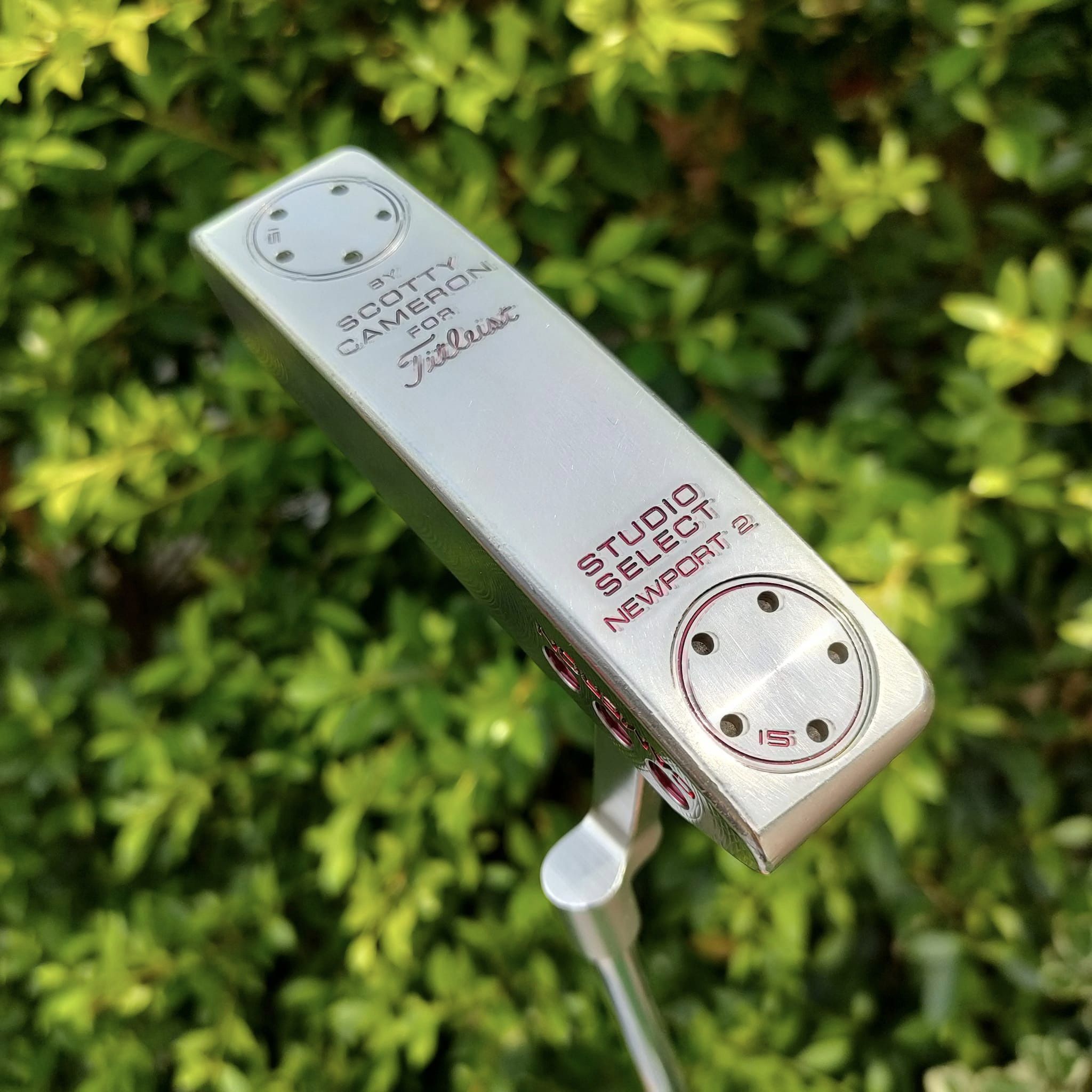 ** ไม้กอล์ฟสำหรับท่านที่ถนัดซ้าย** PUTTER TITLEIST SCOTTY CAMERON STUDIO SELECT NEWPORT2 ความยาว 34 นิ้ว พร้อม COVER หายาก สภาพสวยเดิมๆเลยครับ พัตเตอร์อันดับ 1 ตลอดกาล