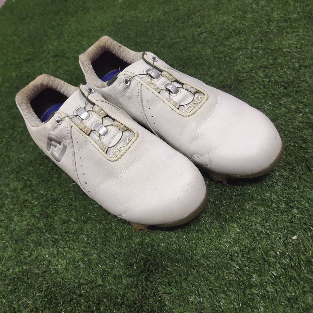 รองเท้ากอล์ฟผู้หญิง FOOTJOY DNA มือสอง สภาพดี พร้อมกล่องเดิมค่ะ