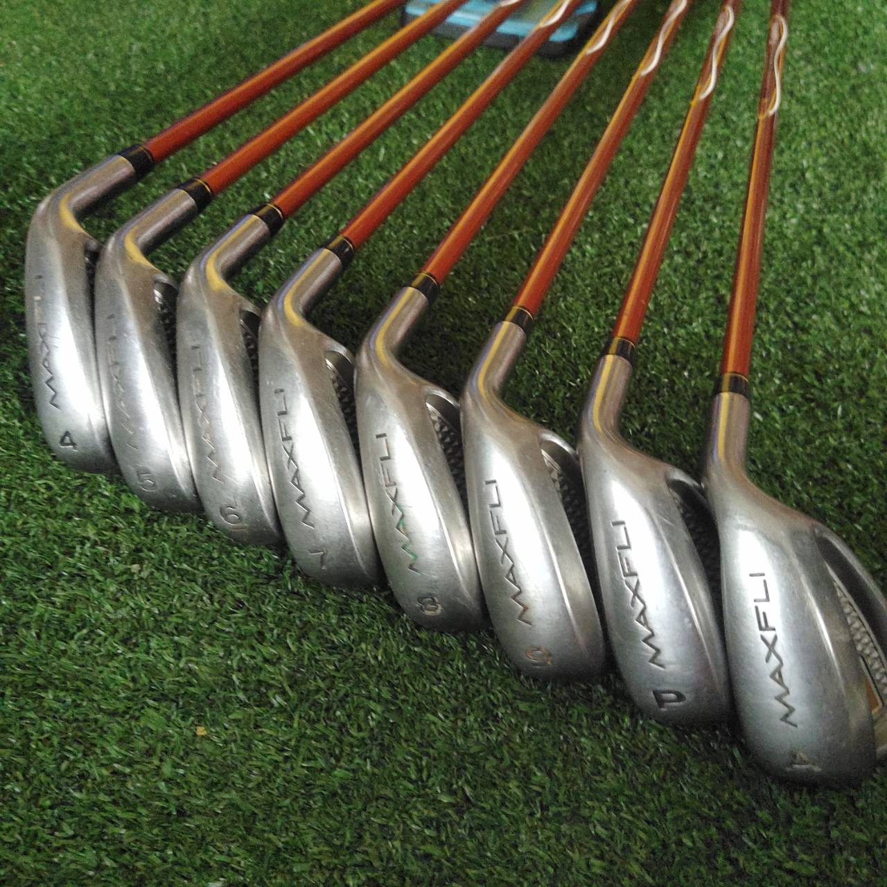 ชุดเหล็ก MAXFLI POWERMAX EXTRA WIDE SOLE หน้าเด้ง ลูกลอยง่าย ตีสบาย แม้ไม่เต็มใบ!