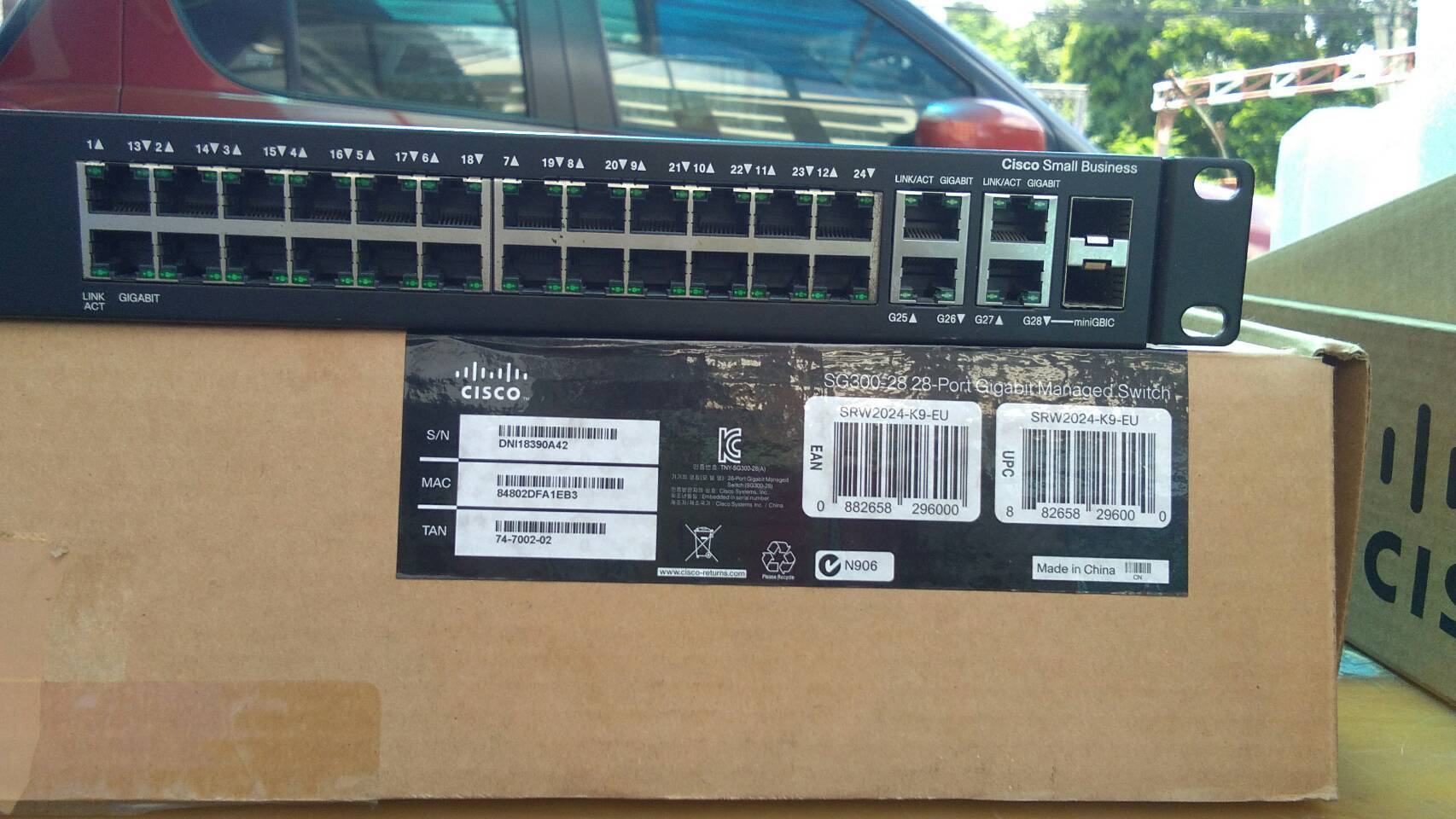 Cisco SRW2024-K9-EU SG300-28 28-Port Gigabit Managed Switch