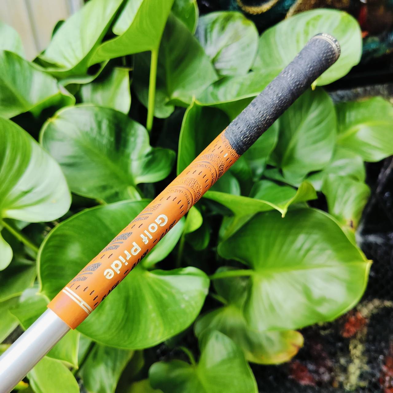 Driver COBRA AMP CELL PRO สามารถไขปรับองศาได้ 7.5 - 10.5 ก้าน MATRIX RADIX FLEX S ก้านนี้ตัวโหด ก้านดีมากๆ ตีไกลจัด!!! ไม้กอล์ฟพรีเมี่ยมมือสอง ของแท้ By NakaraLuxurious
