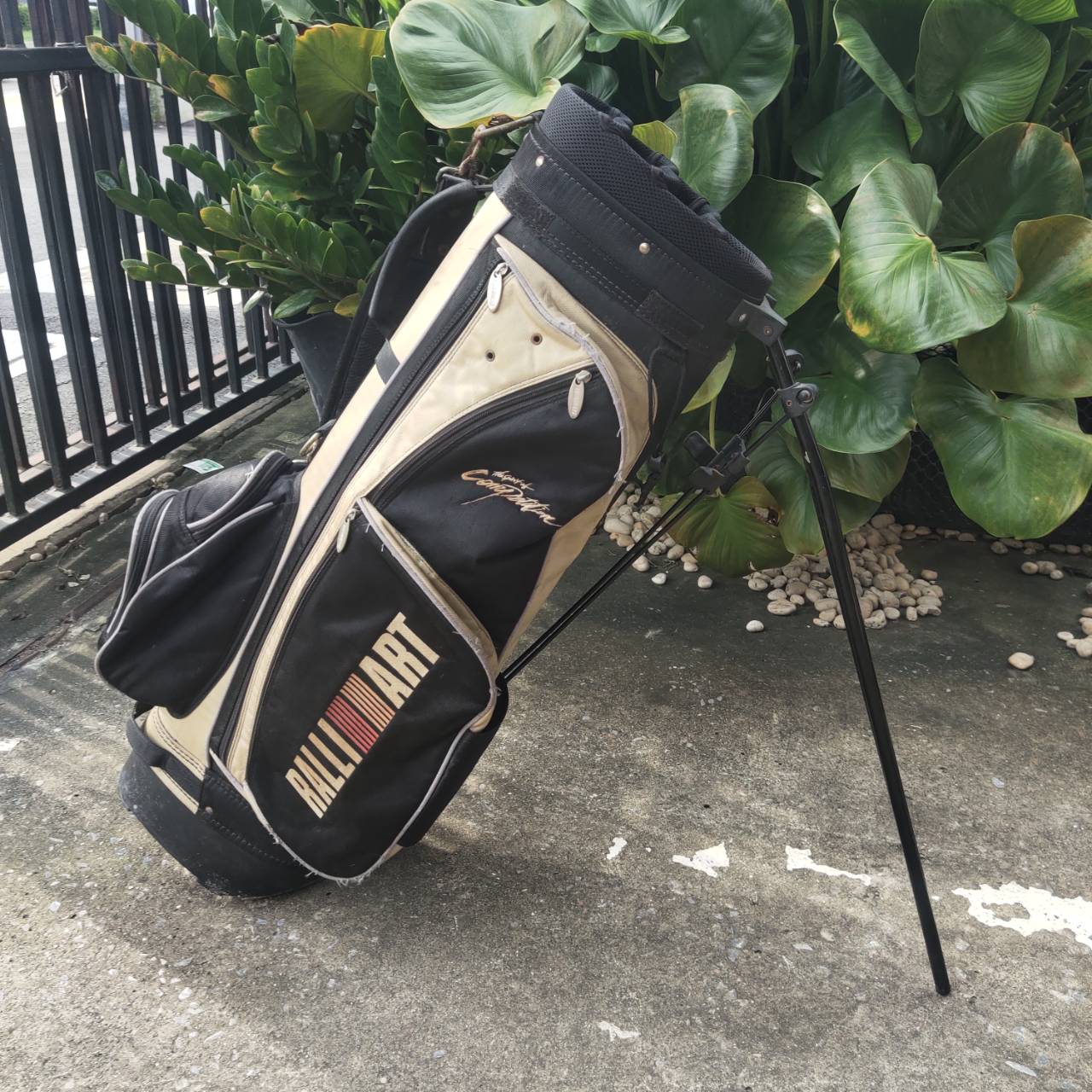ถุงกอล์ฟ RALLIART มือสอง ของแท้ ถุงขาตั้ง หายาก แท่มากๆเลยค่ะ