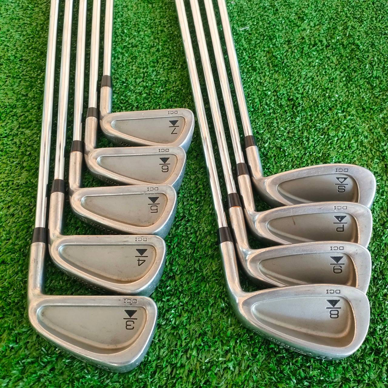 ชุดเหล็ก TITLELIST DCI มีเหล็ก 3 - 9 เเละ PW เเละ SW ก้าน TX-TOUR FLEX R สภาพสวยเดิมๆครบ