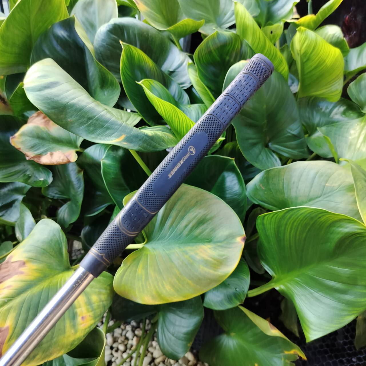 ไม้กอล์ฟครบชุด PRO KENNEX GRAND CANYON สภาพสวยงาม ให้ไม้มาได้ครบเครื่องมากๆ ดีทุกไม้ ถุงกอล์ฟ PROKENNEX เดิมตรงรุ่น และมี COVER ให้ครบทั้งชุดค่ะ ไม้กอล์ฟพรีเมี่ยมมือสอง ของแท้ By NakaraLuxurious