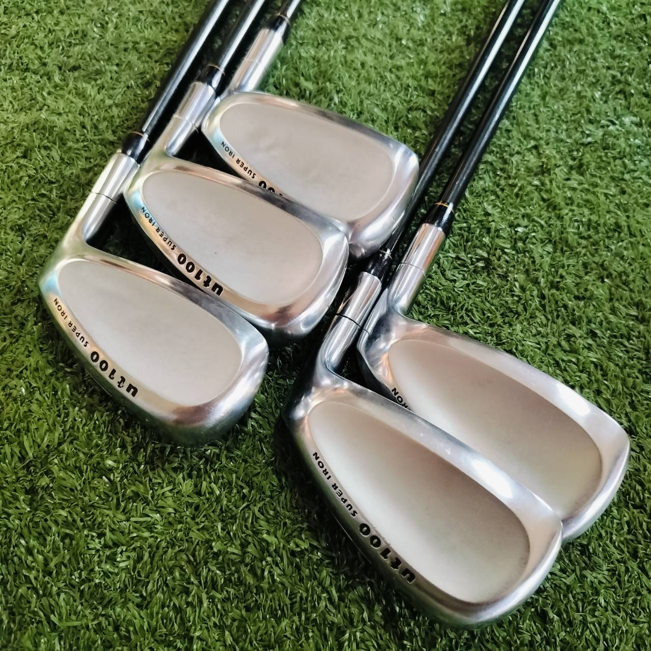 ชุดเหล็ก Finest Instrument PRGR Dream Iron PRGR egg Luxury 5 piece set เป็นชุดเหล็กสั้น มีเหล็ก 7-9 เเละ PW AW ก้าน DATA065 WT-67 Tq-3.1 Kp-H วัสดุพรีเมี่ยมญี่ปุ่น ไม้กอล์ฟมือสอง ของแท้ BY NakaraLuxurious
