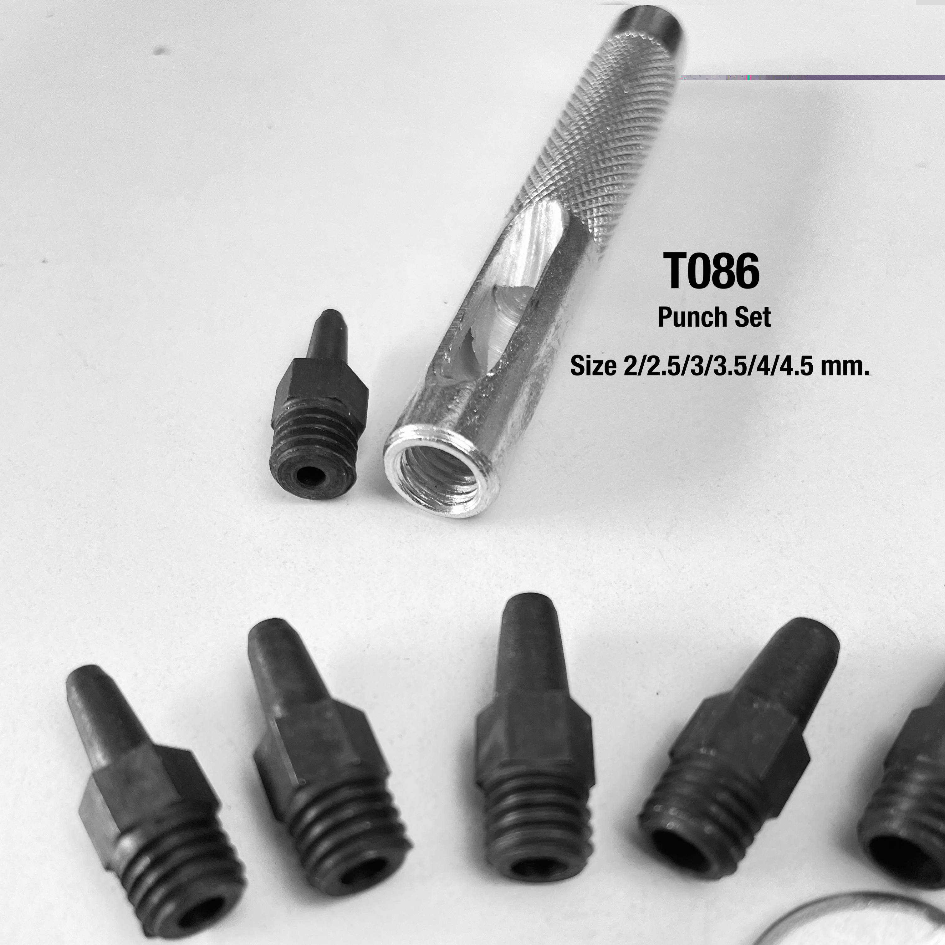 T086 ชุดเจาะรู ( ตุ๊ดตู่ ) มีขนาด 2/2.5/3/3.5/4/4.5 mm **ราคาต่อชุด**