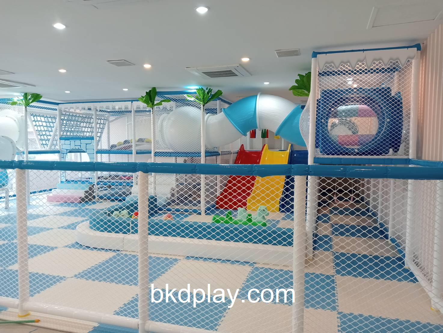 ห้องบอล ชุด สวนสนุกเพนกวิน ,บ้านบอลเด็ก,สวนสนุกเด็ก เครื่องเล่นสนามในร่ม ของเล่น indoor playgroundราคาโรงงาน รับทำบ้านบอลในห้าง มุมเด็ก kidzone