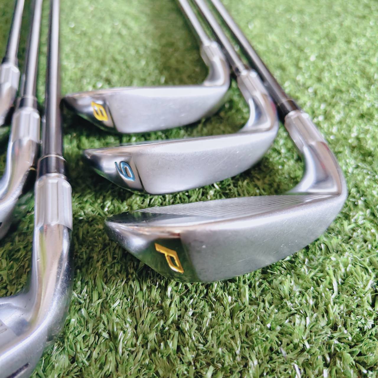 TAYLORMADE M2 – ชุดเหล็กที่ให้ทั้ง "ระยะ + ความง่าย" ในวงเดียวกัน!