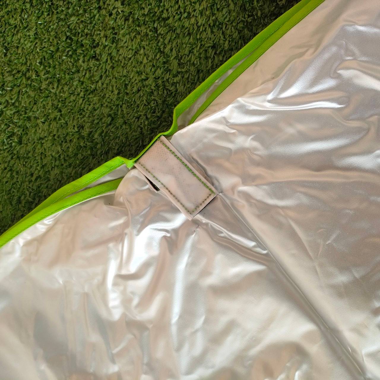 ถุงคลุมกันฝน มือสอง NO BRAND สภาพสวย สมบูรณ์พร้อมใช้ค่าา