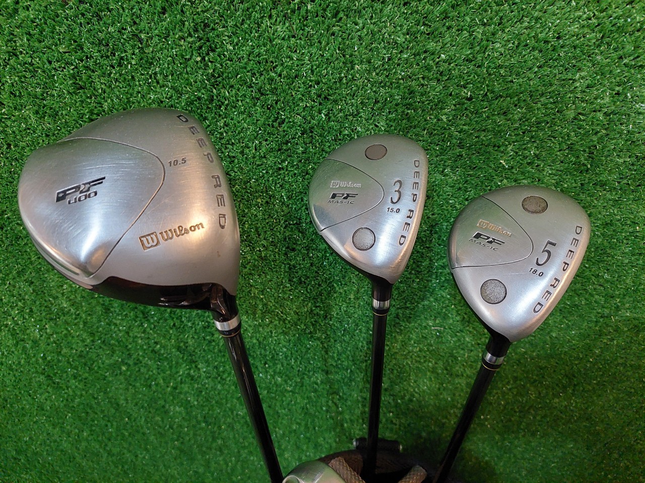 ไม้กอล์ฟครบชุดสุดพรีเมี่ยม WILSON DEEPRED ชุดเหล็กเป็นรุ่น FAT SHAFT