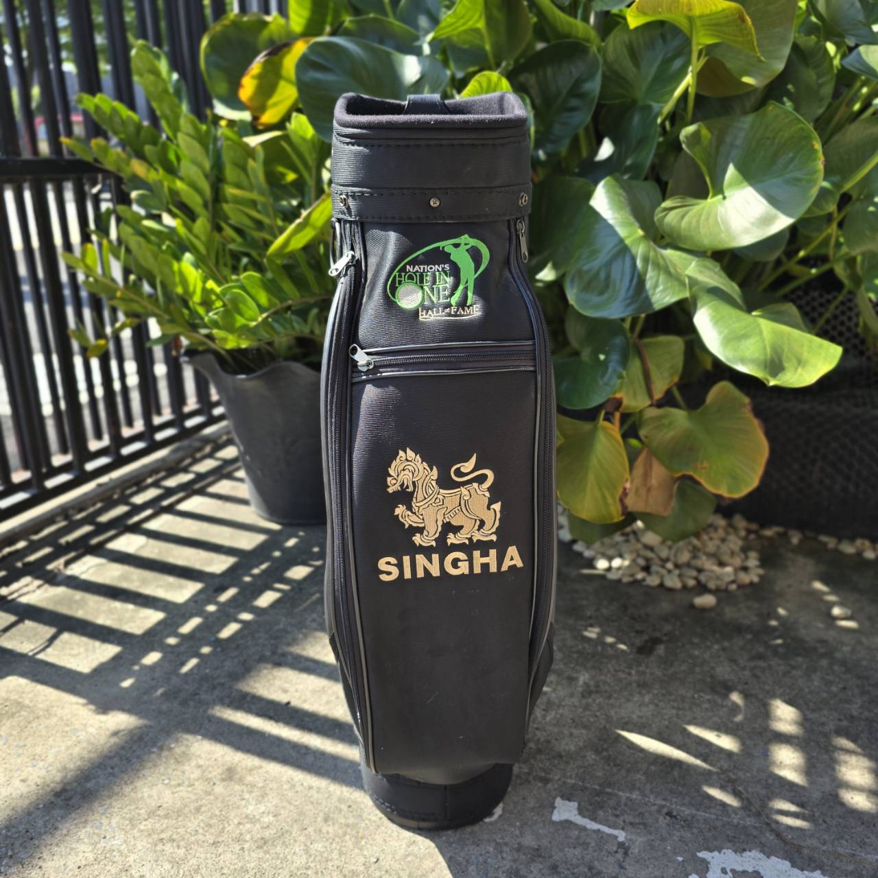 ถุงกอล์ฟ SINGHA ของแท้ มือสอง รุ่นนี้หายาก ซีรี่ร่วมกับเนชั่น ไม้กอล์ฟพรีเมี่ยมมือสอง ของแท้ By NakaraLuxurious