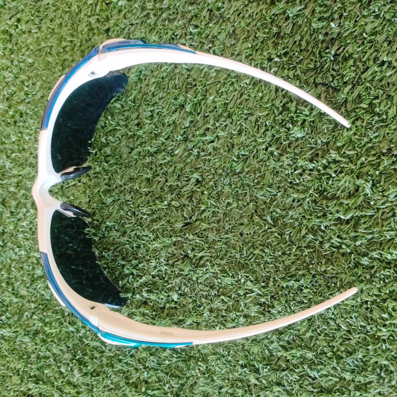 เเว่นตานักกอล์ฟ POLAR IZED มือสอง แว่นตัดแสง ชัดเจนขึ้นมาก เล็งพัตต์ดีขึ้น เล็งตีวางได้อย่างแม่นยำ!! ไม้กอล์ฟมือสอง ของแท้ BY NakaraLuxurious