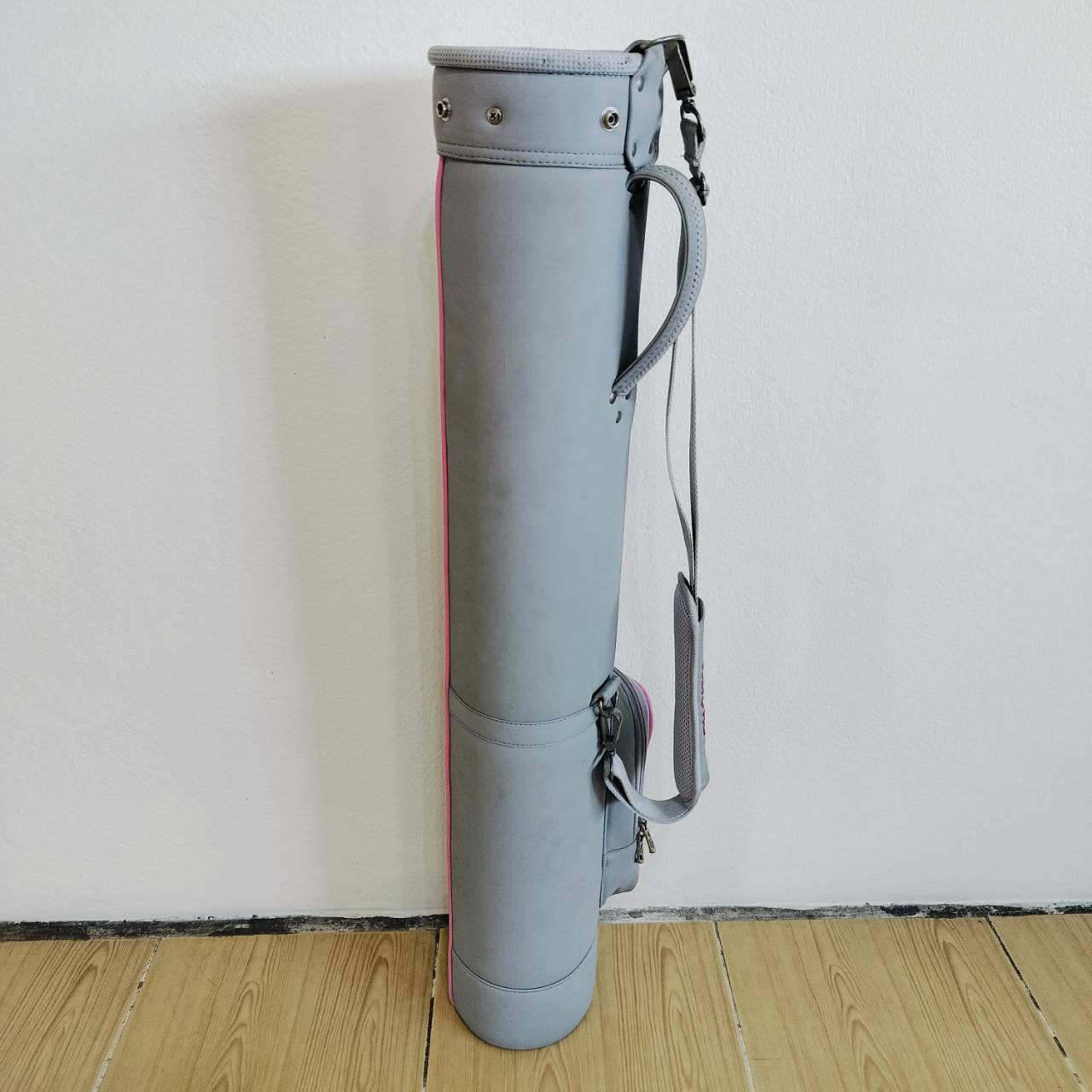 ถุง HALFSET MIZUNO มือสอง ขนาดกำลังดี วัสดุเลยค่ะ