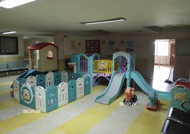 คอกกั้นเด็ก มีประตู, คอกเล่นสิงโต 14+2 , คอกกั้น, บ่อบอล,คอกบอล ไม่รวมสไลเดอร์ พร้อมส่ง