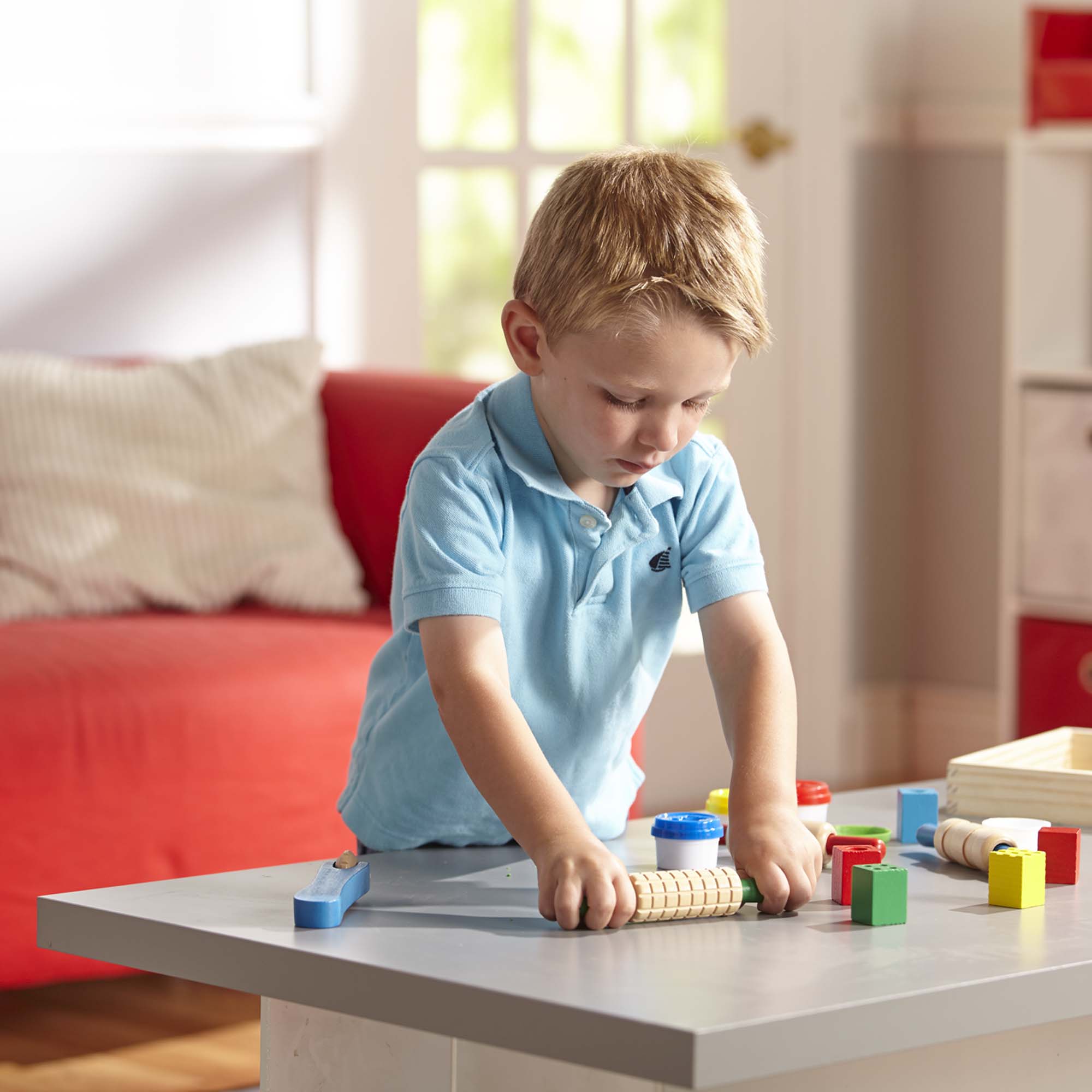 ชุดปั้น ตัด ประดิษฐ์ พร้อมอุปกรณ์ เสริมสร้างการเรียนรู้ ความคิดสร้างสรรค์ เสริมสร้างจินตนาการในตัวเอง Shape, Model and Mold Melissa&Doug, ของเล่นเสริมพัฒนาการ, ของเล่น