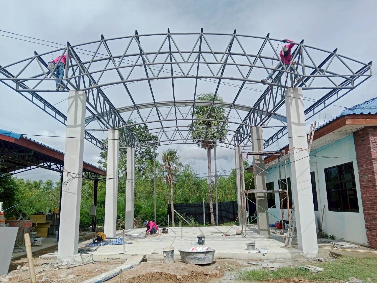 งานก่อสร้างอาคารกิจกรรมหน้าเสาธงศูนย์พัฒนาเด็กเล็ก
