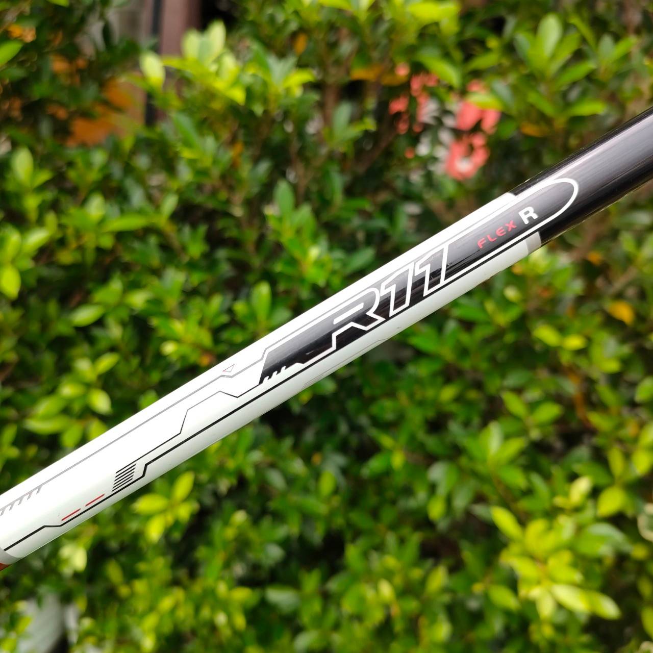 ชุดเหล็ก TAYLORMADE R11 สภาพสวยเลยครับ ก้าน FUJIKURA MOTORE FLEX R ตีดี ตีง่าย ตีไกลครับ สวยๆนานๆเข้ามา