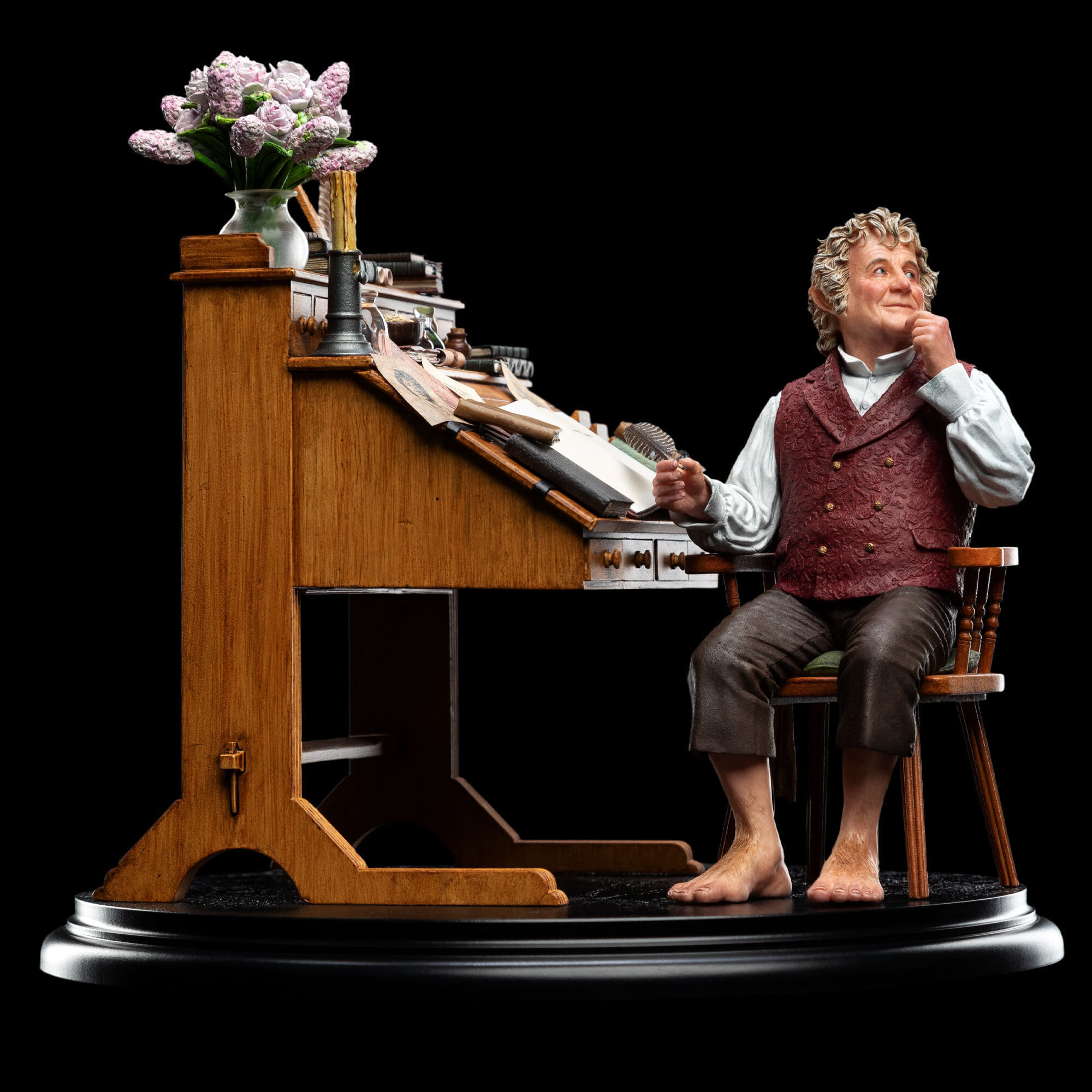 [สั่งจอง]Weta Workshop : Bilbo Baggins at His Desk