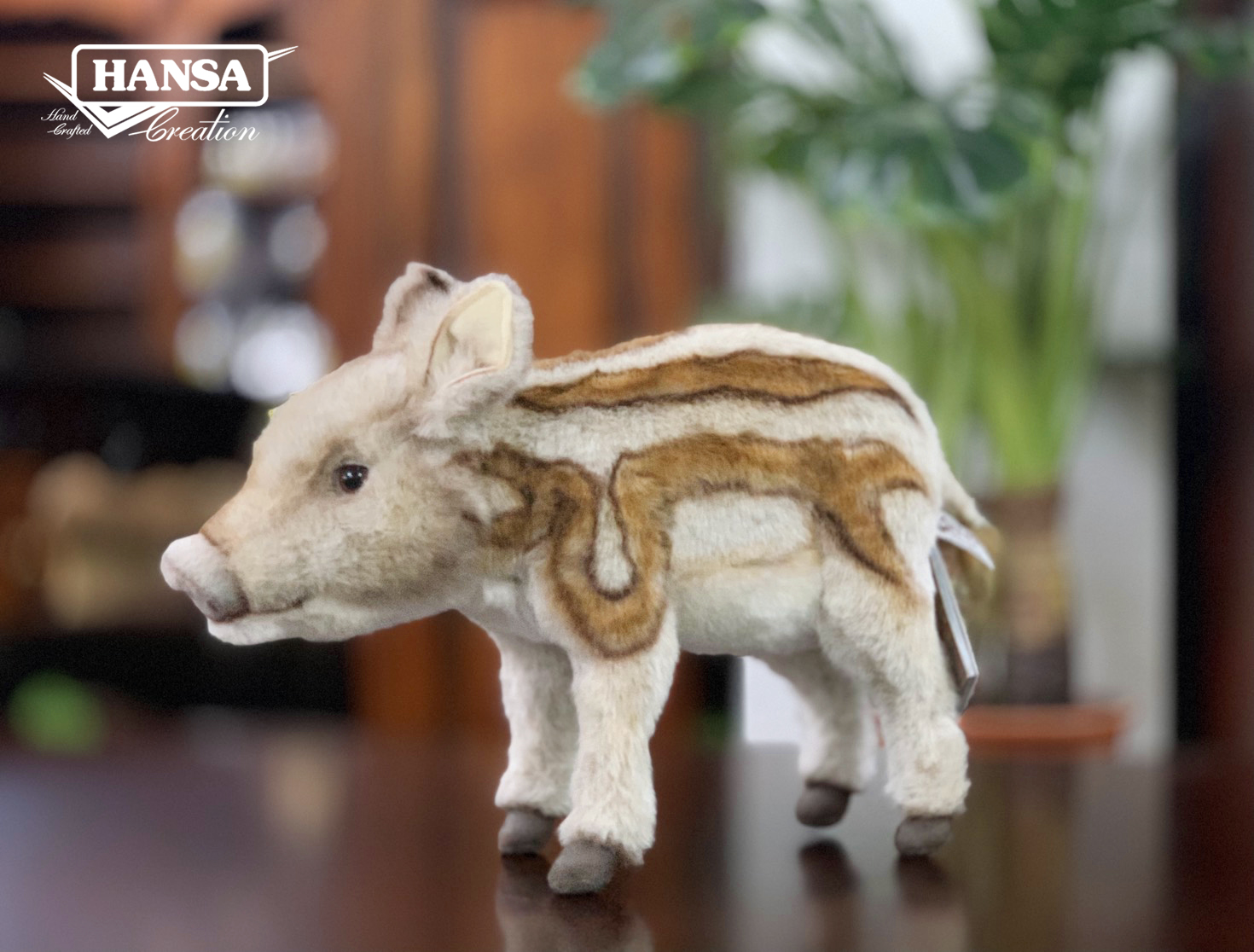 5026 Wild Pig Baby Standing 33 cm.L
