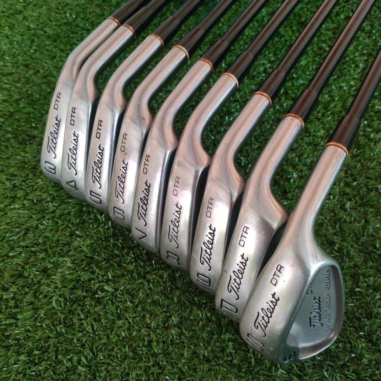 ชุดเหล็ก TITLEIST DTR มีเหล็ก 3-9 เเละ PW SW ก้าน MR-307 FIRM ( SR ) DISTANCE THROUGH RESEARCH ตีไกลมาก ด้วนสุดยอดเทคโนโลยี!! ไม้กอล์ฟมือสอง ของแท้ BY NakaraLuxurious