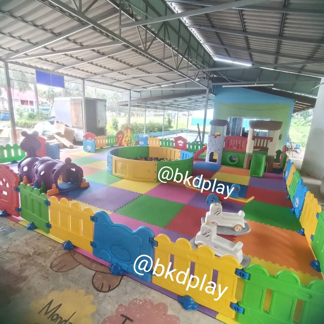 รั้วกั้นพลาสติกหน้าตุ๊กตาหมี ,กั้นห้องพื้นที่,คอกเด็ก พร้อมส่ง คิดค่าส่งตามจริง