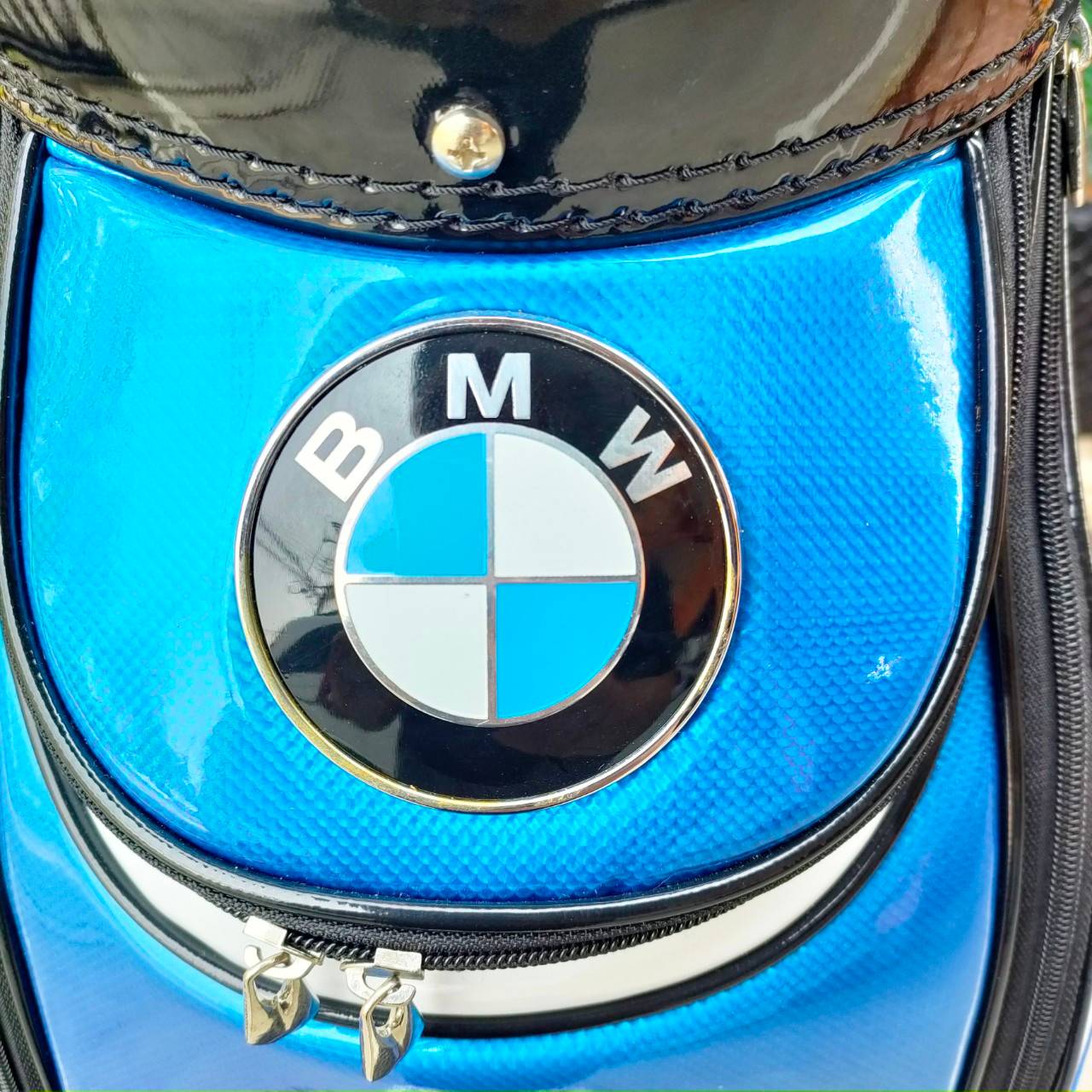 ถุงกอล์ฟ BMW หนังเเก้ว ของใหม่!!! สุดจัดสวยจัด!!! ภายในบุกำมะหยี่สุดหรู ถุง TOUR ใบใหญ่