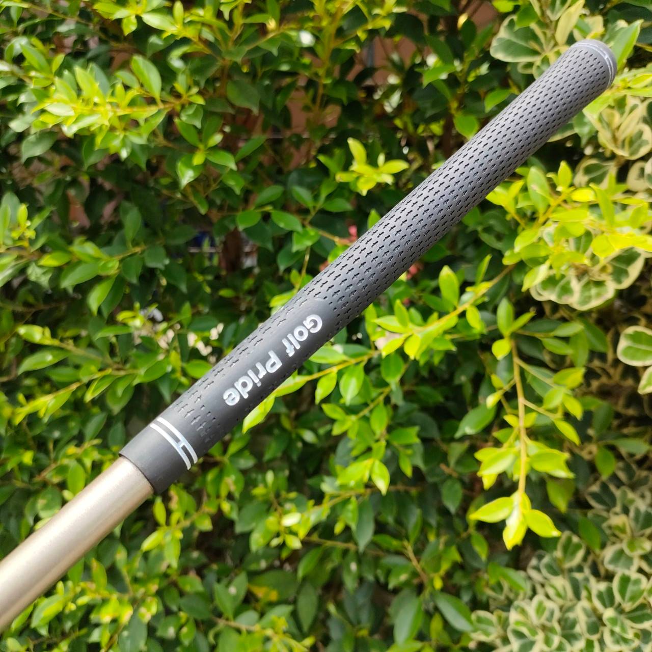 ** ไม้กอล์ฟสำหรับผู้หญิง ** ชุดเหล็ก CALLAWAY BIGBERTHA USA มีเหล็ก 3-9 เเละ PW SW ก้าน LADY GEMS ชุด GEMS ของ Callaway เป็นชุดที่คุณภาพสูงมากๆ ทั้งตีง่าย ก้านเบา นุ่มนวลมากครับ