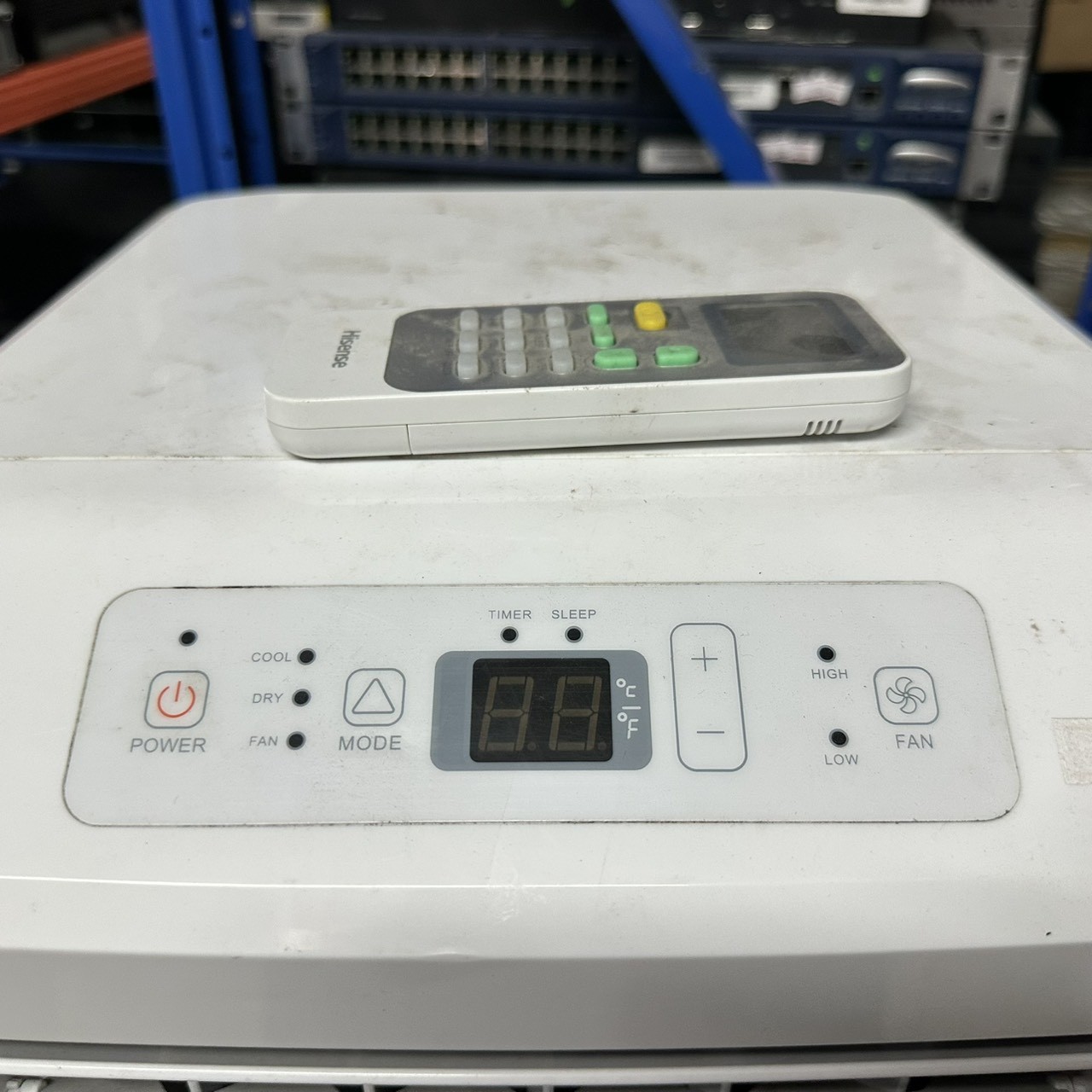 Hisense แอร์เคลื่อนที่ 8000 BTU AP-08CR4SKVS00